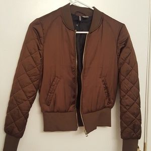 Olive green bomber jacket | gold zipper